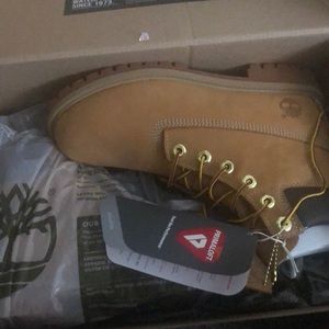 Timbs size 6 juniors never worn